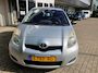 Toyota Yaris 1.0 VVTi Acces / 5 DEUREN / ZUINIG / AIRCO / APK SEPTEMBER 2027