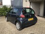 Toyota Aygo 1.0-12V Cool / 5 DEURS / ZUINIG / KM+NAP / METALLIC / APK JUNI 2027