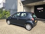 Toyota Aygo 1.0-12V Cool / 5 DEURS / ZUINIG / KM+NAP / METALLIC / APK JUNI 2027