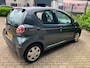Toyota Aygo 1.0-12V Cool / 5 DEURS / ZUINIG / KM+NAP / METALLIC / APK JUNI 2027