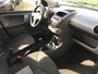 Toyota Aygo 1.0-12V Cool / 5 DEURS / ZUINIG / KM+NAP / METALLIC / APK JUNI 2027