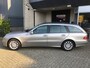 Mercedes-Benz E-klasse Estate 200 K. Elegance / NL-AUTO / AUTOMAAT / CLIMA / ALU VELGEN / APK MAART 2027