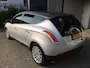 Lancia Delta 1.4-16V Argento / APK MAART 2027 / NWE DISTRIBUTIE / COMPLETE UITVOERING / ALU VELGEN