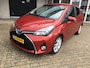 Toyota Yaris 1.5 Full Hybrid Dynamic / FACELIFT / APK 2027 !!! / CAMERA / CLIMA ACC / DEALER OH