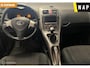Toyota Auris 1.4-16V Sol