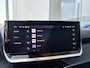 Peugeot 2008 Allure Pack 1.2 Hybrid 145pk e-DCS6 | STOELVERW. | ADAPTIVE CRUISE | KEYLESS ENTRY | 360° CAMERA | DODEHOEKBEW. | NAVI | LEDER/STOF |