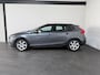 Volvo V40 Cross Country 1.6 T4 Momentum