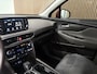 Hyundai Santa Fe Automaat / Navigatie Apple CarPlay / Adaptive Cruise Cruise control / Climate control / etc..