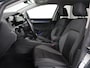 Volkswagen Golf 1.5 TSI Active Life | Trekhaak | Stoelverwarming | Carplay | Sfeerverlichting | Navigatie | Adaptive cruise | Parkeerhulp | Stuurverwarming | Bluetooth | Climate control
