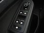 Volkswagen Golf 1.5 TSI Active Life | Trekhaak | Stoelverwarming | Carplay | Sfeerverlichting | Navigatie | Adaptive cruise | Parkeerhulp | Stuurverwarming | Bluetooth | Climate control