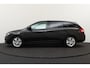 Peugeot 308 SW 1.2T Executive Pano-dak Camera Carplay Climate LED 16'LMV