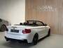 BMW 2-Serie Cabrio M235i - AUTOMAAT - PARELMOER WIT - LEER - NAVIGATIE - HARMAN KARDON - M PERFORMANCE UITLAAT