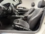 BMW 2-Serie Cabrio M235i - AUTOMAAT - PARELMOER WIT - LEER - NAVIGATIE - HARMAN KARDON - M PERFORMANCE UITLAAT