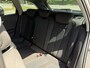 Audi A4 Avant 35 TFSI Business Edition / Automaat / Afn. Trekhaak (1.500KG) / Carplay / Camera /