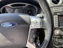 Ford Mondeo Wagon 2.0-16V Limited / NL-Auto / Vol-Leder / Stoelverwarming / Cruise-Control / Climate-Control / Radio-Bluetooth / Navi / PDC V+A / 16'' LMV / All-Season / ENZ.