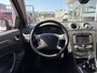 Ford Mondeo Wagon 2.0-16V Limited / NL-Auto / Vol-Leder / Stoelverwarming / Cruise-Control / Climate-Control / Radio-Bluetooth / Navi / PDC V+A / 16'' LMV / All-Season / ENZ.