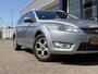 Ford Mondeo Wagon 2.0-16V Limited / NL-Auto / Vol-Leder / Stoelverwarming / Cruise-Control / Climate-Control / Radio-Bluetooth / Navi / PDC V+A / 16'' LMV / All-Season / ENZ.