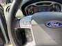 Ford Mondeo Wagon 2.0-16V Limited / NL-Auto / Vol-Leder / Stoelverwarming / Cruise-Control / Climate-Control / Radio-Bluetooth / Navi / PDC V+A / 16'' LMV / All-Season / ENZ.