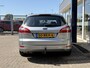 Ford Mondeo Wagon 2.0-16V Limited / NL-Auto / Vol-Leder / Stoelverwarming / Cruise-Control / Climate-Control / Radio-Bluetooth / Navi / PDC V+A / 16'' LMV / All-Season / ENZ.