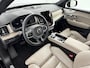 Volvo XC90 T8 Recharge Ultra Dark | 21" | Luchtvering | Geventileerd Nappa | Massagestoelen | Trekhaak | Bowers & Wilkins | Gelaagd & Getint Glas | Matrix LED | Panoramadak | 360 Camera