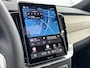 Volvo XC90 T8 Recharge Ultra Dark | 21" | Luchtvering | Geventileerd Nappa | Massagestoelen | Trekhaak | Bowers & Wilkins | Gelaagd & Getint Glas | Matrix LED | Panoramadak | 360 Camera