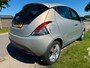 Lancia Ypsilon 0.9 TwinAir Silver AUTOMAAT met schuifdak, leder en airco