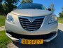 Lancia Ypsilon 0.9 TwinAir Silver AUTOMAAT met schuifdak, leder en airco