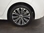 Toyota Corolla 1.8 Hybrid Dynamic | Navigatie | Stoelverwarming | Blindspot BSM