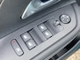 Opel Mokka-e Electric 54 kWh 281pk GSE | Unieke uitvoering | Alcantara sportstoelen | 20" Lichtmetalen velgen | | Sperdifferentieel | Alcon remschijven met gele remklauwen | Navigatie | Stoel- en Stuurverwarming | Camera | Adapt. Cruise control | Zwart dak en motorkap