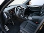 BMW X3 sDrive20i Launch Edition High Executive 170 Pk Automaat M-Sport / Navi / DAB / Leer / HUD / Apple Carplay / Camera / Pano-dak / 21 inch
