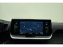 Peugeot 2008 1.2 Turbo GT Pack 155pk Automaat | Navigatie | Dealer onderhouden | Adaptive Cruise control | Camera | Parkeersensoren | Trekhaak | Keyless Entry + Start | 18" LMV