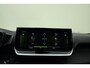 Peugeot 2008 1.2 Turbo GT Pack 155pk Automaat | Navigatie | Dealer onderhouden | Adaptive Cruise control | Camera | Parkeersensoren | Trekhaak | Keyless Entry + Start | 18" LMV