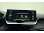 Peugeot 2008 1.2 Turbo GT Pack 155pk Automaat | Navigatie | Dealer onderhouden | Adaptive Cruise control | Camera | Parkeersensoren | Trekhaak | Keyless Entry + Start | 18" LMV