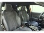 Peugeot 2008 1.2 Turbo GT Pack 155pk Automaat | Navigatie | Dealer onderhouden | Adaptive Cruise control | Camera | Parkeersensoren | Trekhaak | Keyless Entry + Start | 18" LMV