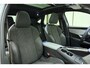 Peugeot E-3008 GT Long Range 97 kWh 230 Pk | OP VOORRAAD | UNIEK | WLTP 680 Actieradius | Trekhaak | Panoramisch Schuif/Kantel Dak | Alcantara Executive Interior