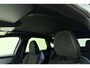 Peugeot E-3008 GT Long Range 97 kWh 230 Pk | OP VOORRAAD | UNIEK | WLTP 680 Actieradius | Trekhaak | Panoramisch Schuif/Kantel Dak | Alcantara Executive Interior