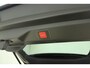 Peugeot E-3008 GT Long Range 97 kWh 230 Pk | OP VOORRAAD | UNIEK | WLTP 680 Actieradius | Trekhaak | Panoramisch Schuif/Kantel Dak | Alcantara Executive Interior