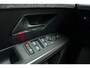 Peugeot E-3008 Allure Avantage 210 73 kWh DEMO | 525 KM WLTP | Warmtepomp | Trekhaak | Navigatie | 360 Vision & Drive Assist Pack