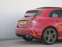 Mercedes-Benz A-klasse 180 Business Solution AMG 136 Pk Navi / DAB / Camera / 18 inch / Pano-dak