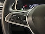Renault Clio 90PK TCe Intens | Trekhaak | Armsteun | Navi | Parkeersensoren | Climate Control | Apple CarPlay/Android Auto | Cruise Control | Lichtmetalen Velgen | Full LED | Licht & Regen Sensor |