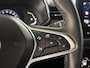 Renault Clio 90PK TCe Intens | Trekhaak | Armsteun | Navi | Parkeersensoren | Climate Control | Apple CarPlay/Android Auto | Cruise Control | Lichtmetalen Velgen | Full LED | Licht & Regen Sensor |