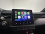 Renault Clio 90PK TCe Intens | Trekhaak | Armsteun | Navi | Parkeersensoren | Climate Control | Apple CarPlay/Android Auto | Cruise Control | Lichtmetalen Velgen | Full LED | Licht & Regen Sensor |