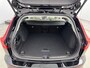 Volvo V60 T6 Recharge Ultra Bright | 18" | Harman Kardon | Panoramadak | Head-Up | Full LED | 360 Camera | Elektr. verst. Stoelen | Stoel/Stuur/Achterbankverwarming | Adaptieve Cruise | BLIS