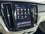 Volvo V60 T6 Recharge Ultra Bright | 18" | Harman Kardon | Panoramadak | Head-Up | Full LED | 360 Camera | Elektr. verst. Stoelen | Stoel/Stuur/Achterbankverwarming | Adaptieve Cruise | BLIS