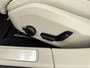 Volvo V60 T6 Recharge Ultra Bright | 18" | Harman Kardon | Panoramadak | Head-Up | Full LED | 360 Camera | Elektr. verst. Stoelen | Stoel/Stuur/Achterbankverwarming | Adaptieve Cruise | BLIS