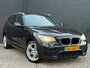 BMW X1 SDrive18i M SPORTPAKKET|NAVI|AIRCO|PDC | TREKHAAK | ELEK RAMEN | NWE APK