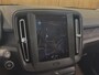Volvo XC40 T2 Momentum Core #Navi #ZwartDak #Selekt! | Cruise control | DAB | Start/stop systeem | Parkeersensoren | Bluetooth |