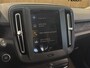 Volvo XC40 T2 Momentum Core #Navi #ZwartDak #Selekt! | Cruise control | DAB | Start/stop systeem | Parkeersensoren | Bluetooth |