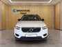 Volvo XC40 T2 Momentum Core #Navi #ZwartDak #Selekt! | Cruise control | DAB | Start/stop systeem | Parkeersensoren | Bluetooth |