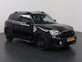 MINI Countryman 1.5 Cooper S E ALL4 | Panoramadak | Union Jack Achterlichten | Sportstoelen | Camera | Navigatie | DAB | Stoelverwarming | Standkachel | Lederen Interieur | Piano Black Exterieur |